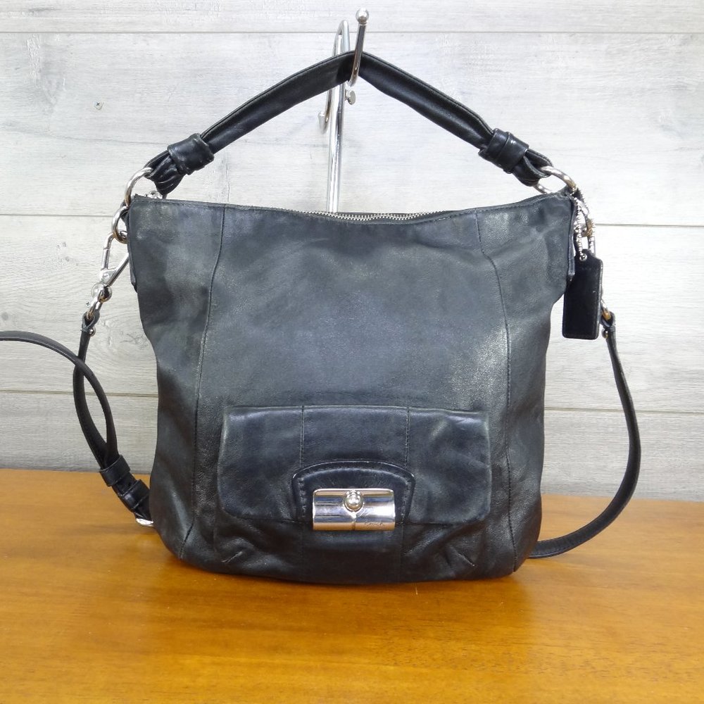Elegant Black Leather Shoulder Bag